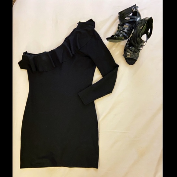 One Shoulder Stretchy Bodycon Dress with Ruffles - Picture 4 of 4